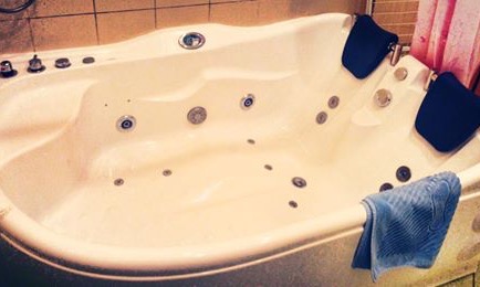 Jacuzzi